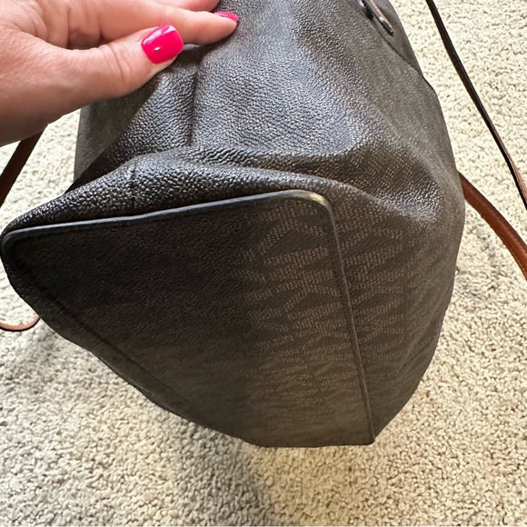 Michael Kors Brown Acorn Bedford Medium Logo Tote - Picture 7 of 10